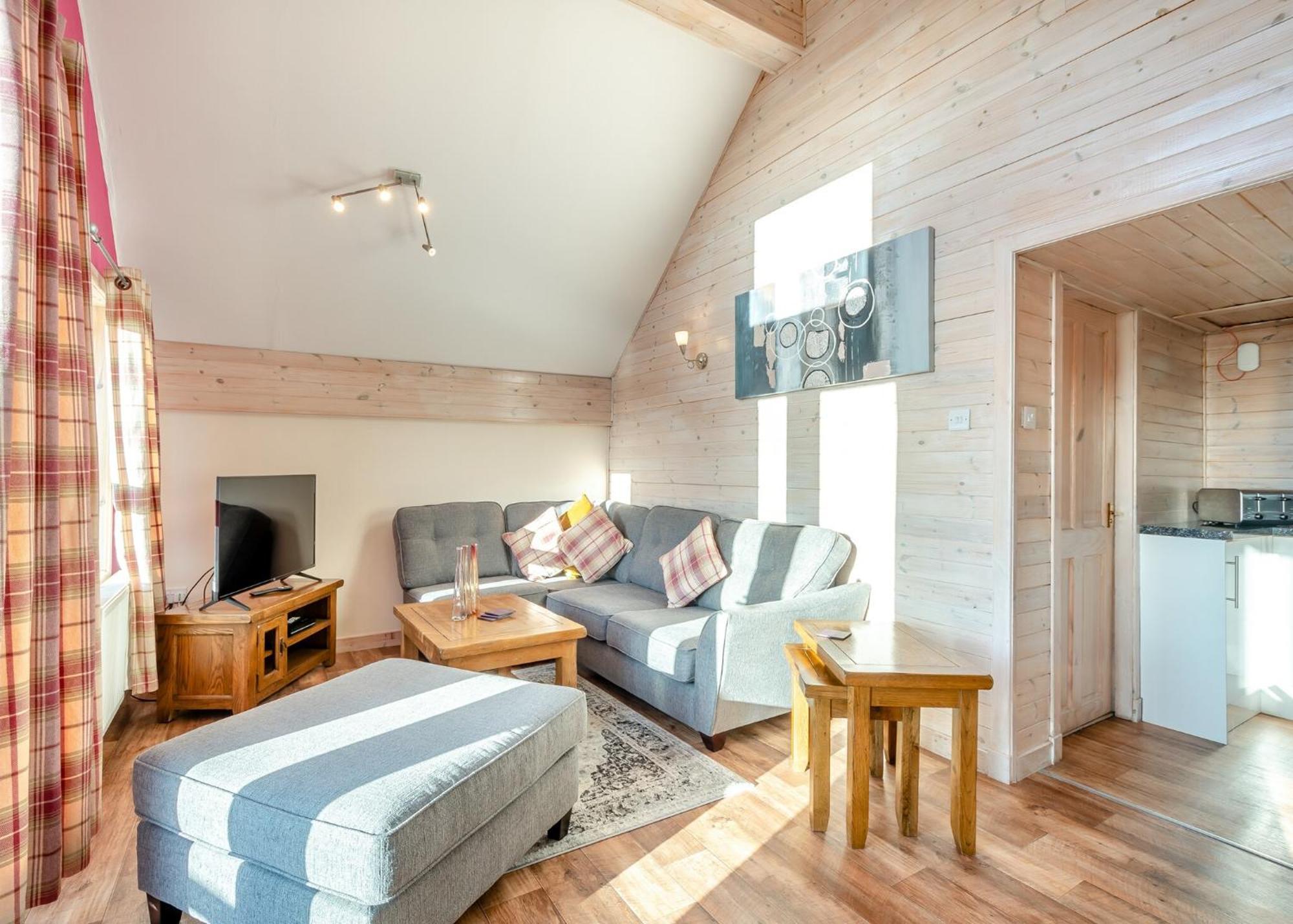 Nunland Hillside Lodges Holywood  Exterior photo