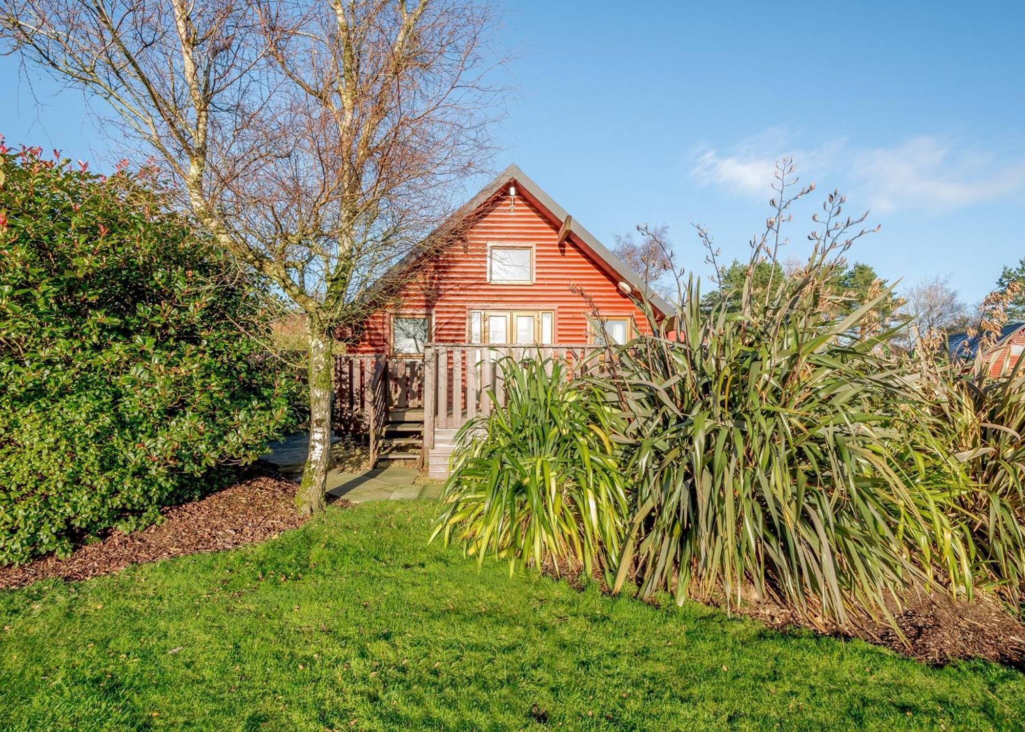 Nunland Hillside Lodges Holywood  Exterior photo