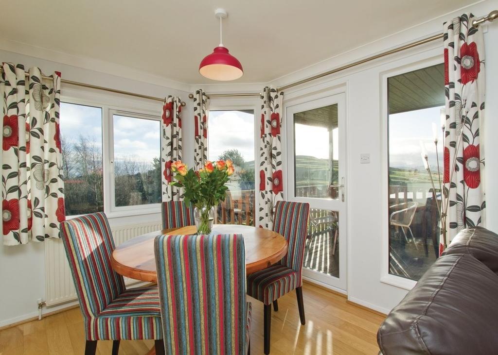 Nunland Hillside Lodges Holywood  Room photo