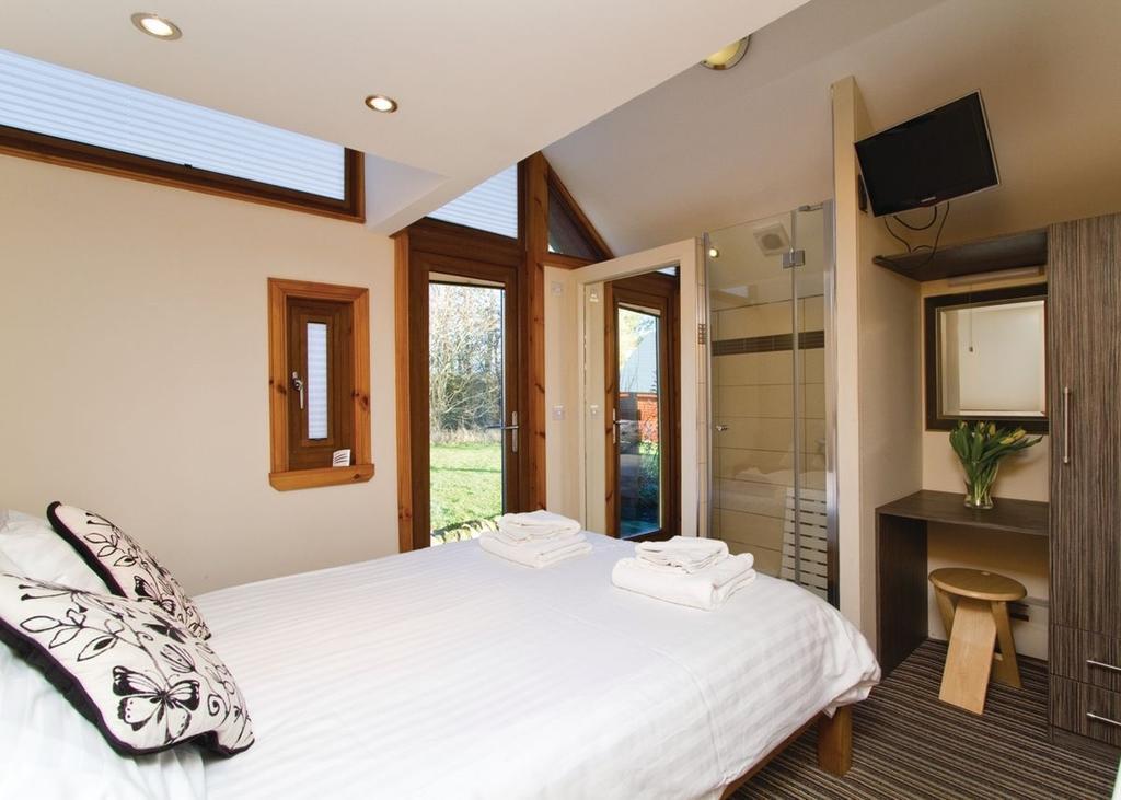 Nunland Hillside Lodges Holywood  Room photo