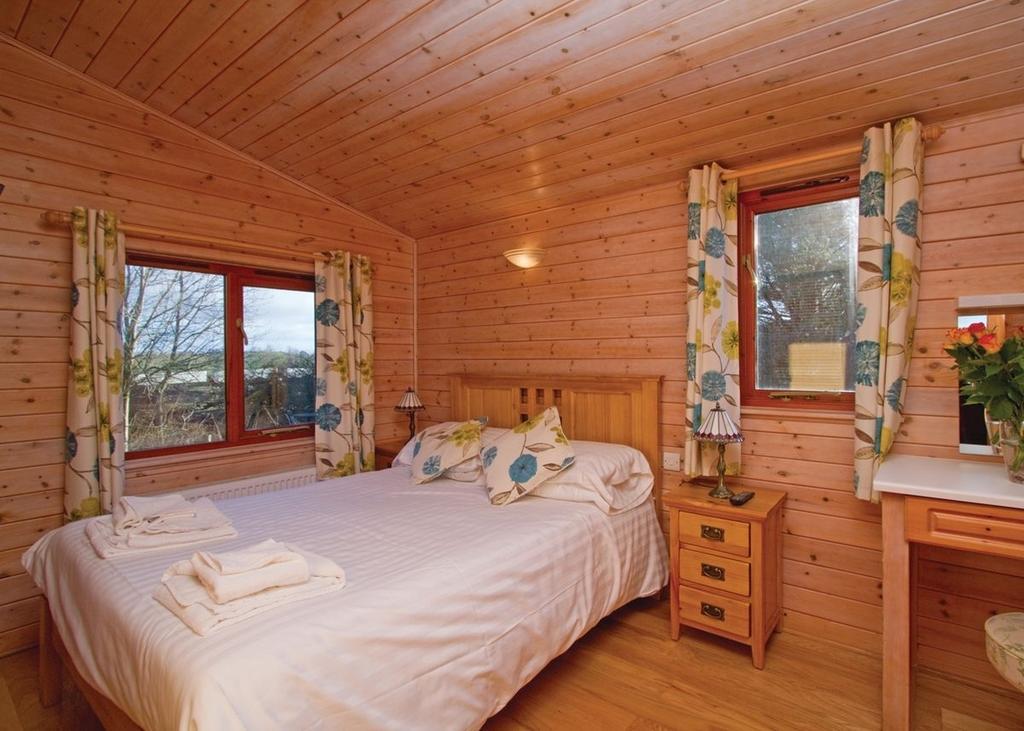 Nunland Hillside Lodges Holywood  Room photo