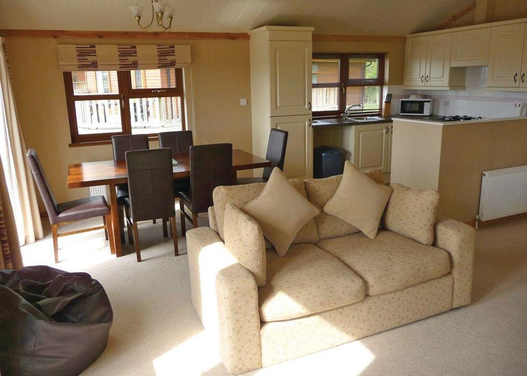 Nunland Hillside Lodges Holywood  Exterior photo